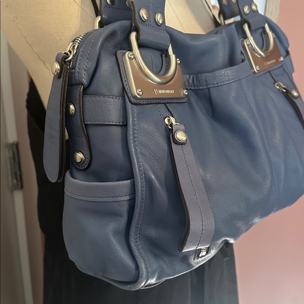 B. Makowsky cornflower Blue genuine Leather shoulder pockets silver animal purse - Picture 2 of 15